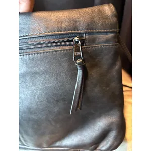 Amanda Smith Vintage Black Leather Crossbody Bag Gold Ring Accent Minimalist thumbnail 5
