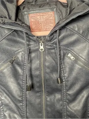 Y2K Vintage Jacket Size Large ~ Hooded with Pockets ~ Like New Condition thumbnail 4