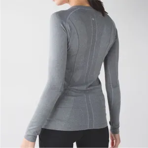 Lululemon athletica Swiftly Tech Long Sleeve Gray Lounge Workout Crew TShirt thumbnail 2