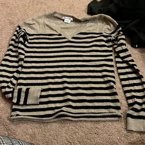Lacoste striped sweater 36‎ thumbnail 2