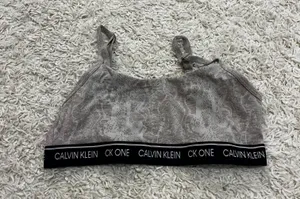Calvin Klein Open Back Sport Bra Size Medium thumbnail 1