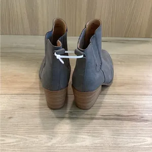 Kork-Ease Women’s Hadley Boot, color grey with brown heel, size 8.5, NWOTS thumbnail 2