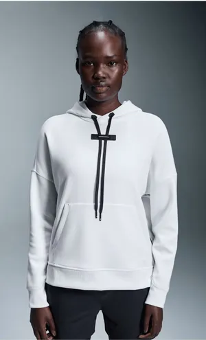 NWT On Cloud Focus Tech Hoodie Size Small thumbnail 1
