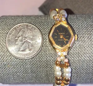 Geneva Gold Tone Faux Pearls Vintage Retro Wind Up Watch Wristwatch thumbnail 2