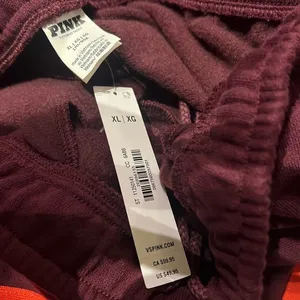 PINK Victoria's Secret Ivy Fleece Relaxed Sweatpants thumbnail 4