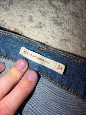 Levi's 315 Shaping Bootcut Jeans 34 Long Medium Wash 32" Inseam thumbnail 4