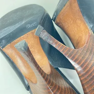 YVES SAINT LAURENT Black Leather Sling Back Heels - Size 36.5 thumbnail 12