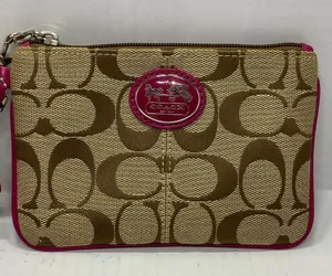 Coach Berry Wristlet Wallet Purse Monogram thumbnail 3