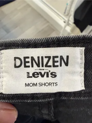 Levi's White Ribbed Cropped Tank Top thumbnail 5