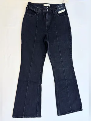 NWT Abercrombie & Fitch Curve Love HR Vintage Flare Jeans – Black Pintuck 30/10R thumbnail 6