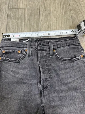 Levi’s Wedgie Straight Charcoal Distressed Jeans Size 27 thumbnail 8
