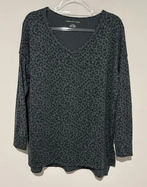 American Eagle plush‎ v neck animal cheetah print oversized long sleeve grey S thumbnail 1