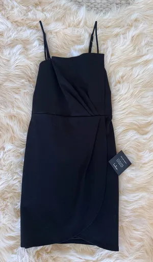 🖤 Elegant Black Sleeveless Dress / Romper – NWT 🖤 thumbnail 1
