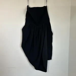ALC Strapless Drape Dress Black Asymmetric Hem with Side Pockets‎ Size US 2 / XS thumbnail 3