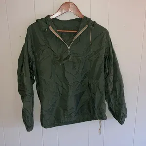 Green Quarter zip lightweight wind breaker thumbnail 1