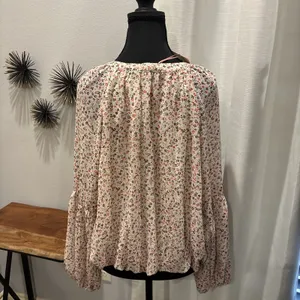 Entro NWT Women Floral Long Sleeve‎ Blouse Shirt Large Hook Eye Closure Boho thumbnail 8