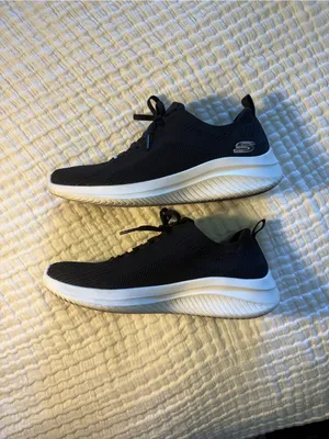 Skechers Women’s Ultra Flex Sneaker size 7 thumbnail 4