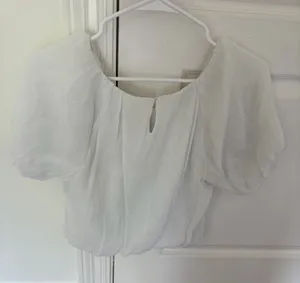 ASTR The Label Top Puff Sleeve thumbnail 1