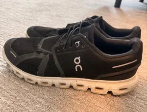 Men’s On Cloud Shoes thumbnail 1