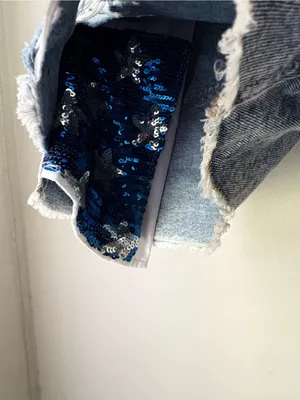Limited Too Girls Size 16 Light Wash Distressed Sequin Denim Shorts NWT thumbnail 9