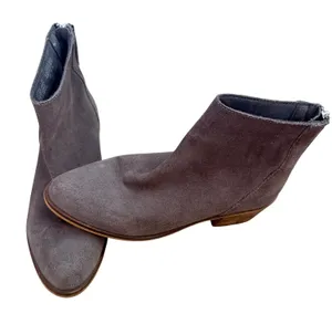 Steve Madden Brown Ankle Boots with Back Zip Size 7.5 thumbnail 1