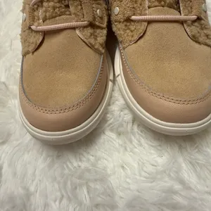 New Women's Joan Cozy Tan and Cream Sorel Shearling Boots thumbnail 9