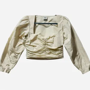 Aritzia Sunday‎ Best Cream Petal Top Ruched Cropped Taffeta Blouse Size 4 thumbnail 2