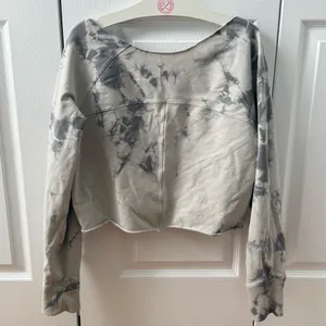 Lululemon LA Pullover Crew in Gray Tie Dye thumbnail 3