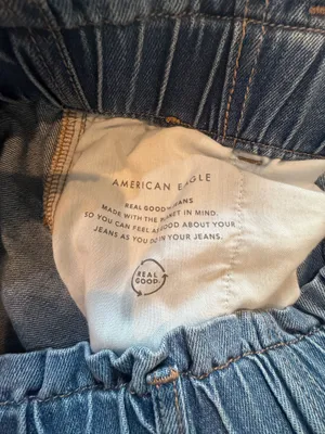 American Eagle Outfitters EUC High Rise Blue Jeans thumbnail 4