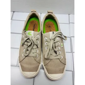 Cariuma x Pantone OCA Low Sneaker Womens 8.5 Men's 7 Plaza Taupe Canvas Shoes thumbnail 4