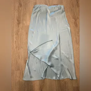 Vineyard Vines Blue Satin Midi Skirt Women’s L thumbnail 3