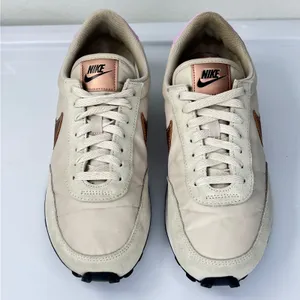 Nike Daybreak Pale Ivory Metallic Copper Pink Sneakers CU5324-100 Womens 9 thumbnail 3