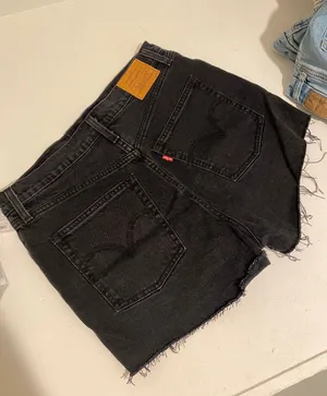 Levi's Ribcage Shorts thumbnail 3