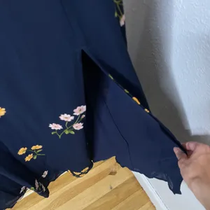 Reformation Fulton blue floral midi dress with slit thumbnail 9