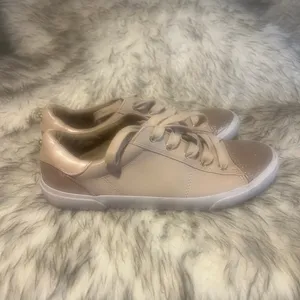 Women’s Beige Lace-Up Sneakers Size 8.5 thumbnail 4