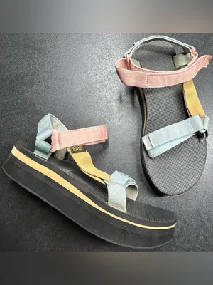 Teva Women's Size 7.5 Universal Light Multi Color Platform Sandal thumbnail 2