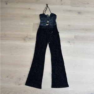 Outcast Jumpsuit Lace Cutout Halter Macy Size L Black thumbnail 5