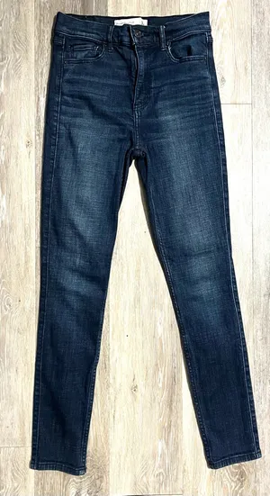 Abercrombie & Fitch Dark Wash Skinny Jeans Size 0R thumbnail 1