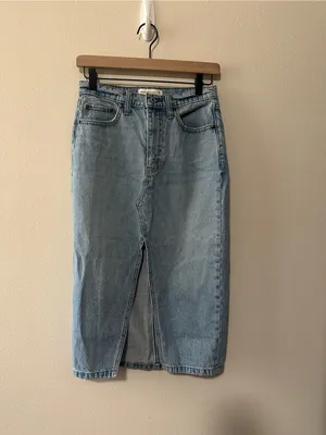 Abercrombie and Fitch light wash denim high rise midi skirt front slit 0P 25P thumbnail 6