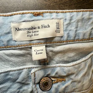 Abercrombie & Fitch Jeans The Loose High Rise Curve Love Womens Size‎ 33 (16) thumbnail 4