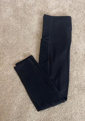 Fabletics Mid-Rise 7/8 Pocket Legging thumbnail 5