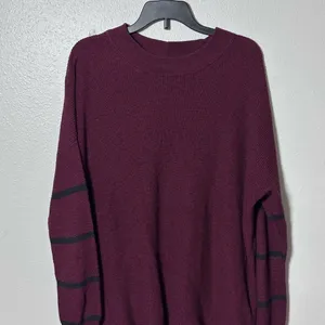 American Eagle Women Burgundy Red Jegging‎ Fit Knit Sweater size M. thumbnail 2
