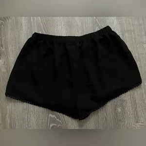 Brandy Melville Leticia Black Lace Trim Flowy Shorts One Size Elastic Waist thumbnail 5
