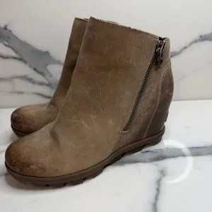 Sorel Womens Tan Leather Joan of Arc Wedge Boots Sz 7.5 Outdoors Gore Minimalist thumbnail 3