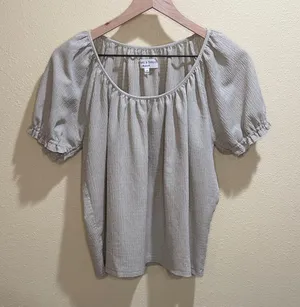 Madewell Texture & Thread Size Medium Short Sleeve Blouse thumbnail 1