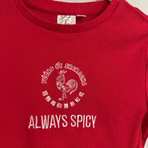 Huy Fong‎ Red Sriracha Tee Shirt Size Medium thumbnail 3