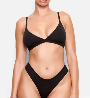 SKIMS Black Triangle Bralette M NEW thumbnail 2