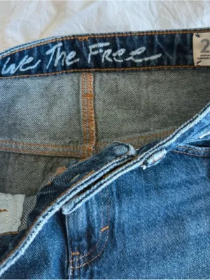 Free People We The Free Blue Denim Frayed Hem Women's Shorts thumbnail 3