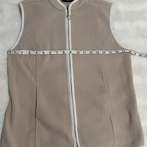Susan Graver Size XS Beige Sleeveless Fleece Vest thumbnail 7