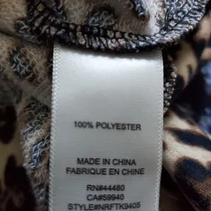 Crop style hoodie size medium in leopard print with wide sleeves by love… thumbnail 2